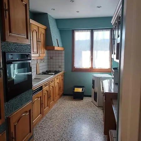 Сasa de vacaciones Maison De La Colline De Pam