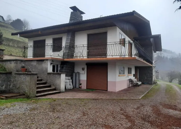 Prázdninový dům Maison De La Colline De Pam *